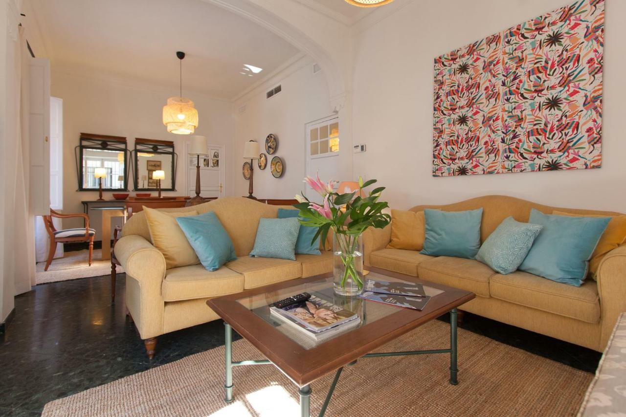 Casa De Tintes Apartment เซบีญา ภายนอก รูปภาพ
