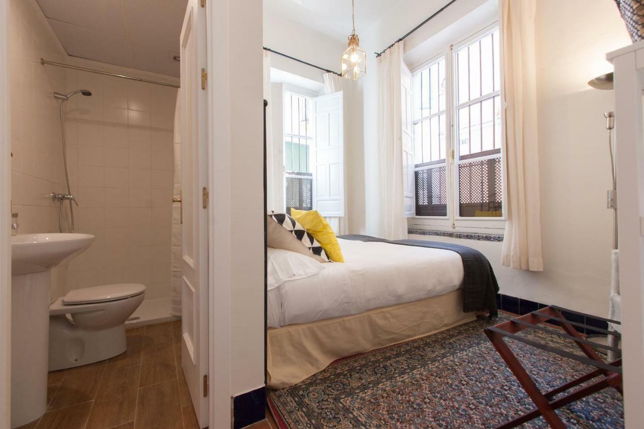 Casa De Tintes Apartment เซบีญา ภายนอก รูปภาพ